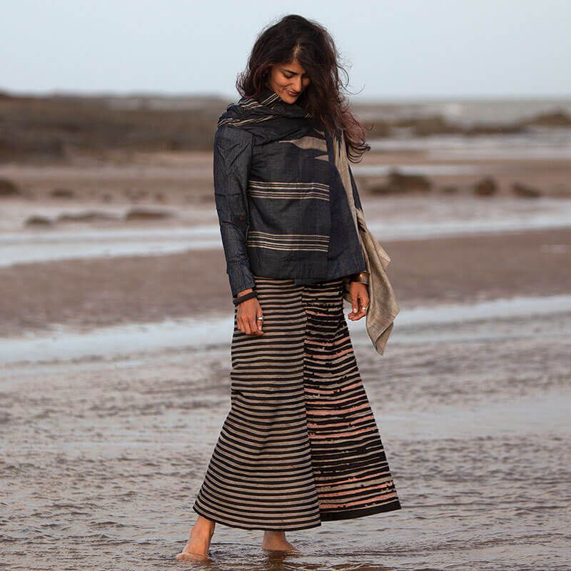 Rippled Skirt Carbon